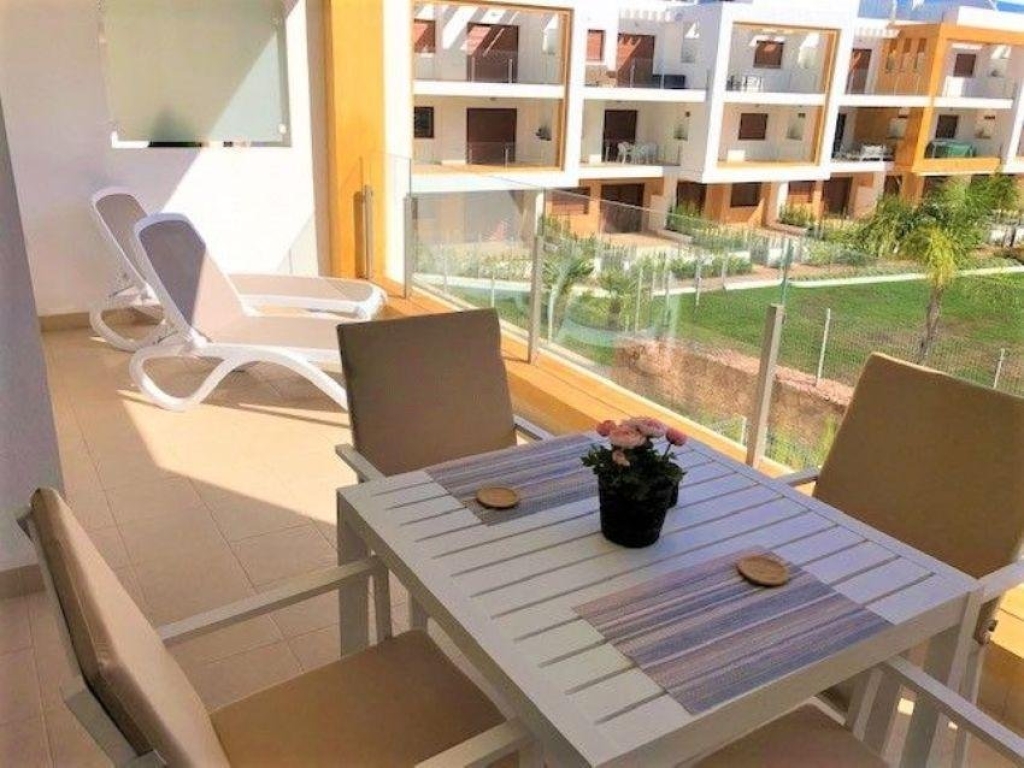 2 BEDROOM APARTMENT FOR RENT IN  VILLAMARTIN-LAS FILIPINAS