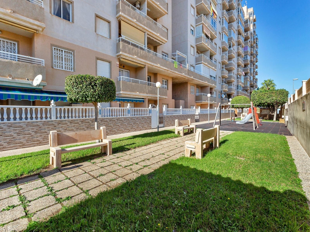 TWO BEDROOM APARTMENT IN NUEVA TORREVIEJA