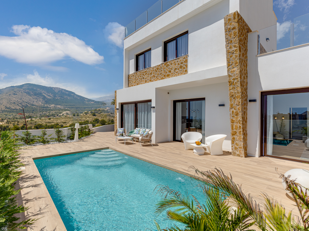 THREE BEDROOM VILLAS IN FINESTRAT