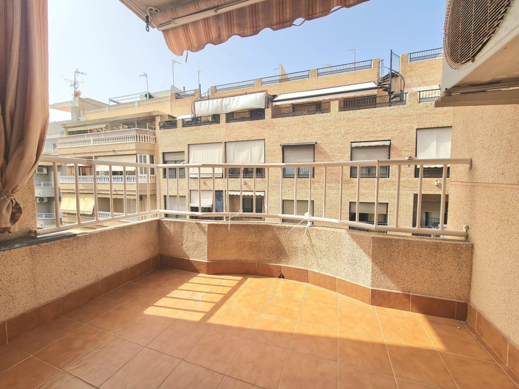 3 Bedroom 2 Bathroom Apartment in Torrevieja