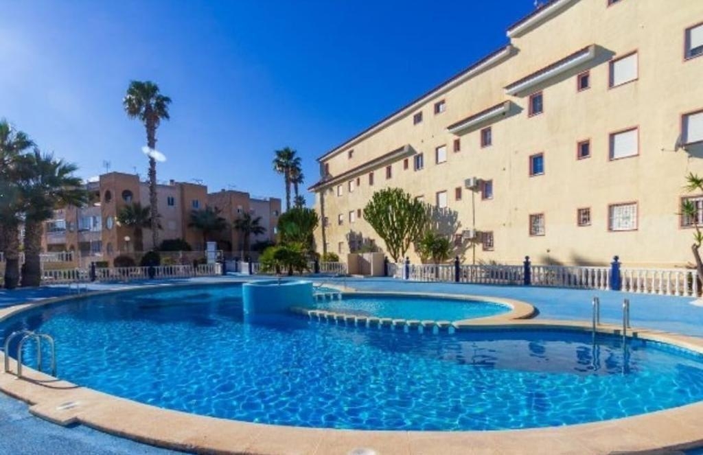 3 Bedroom 1 Bathroom Apartment in Torrevieja