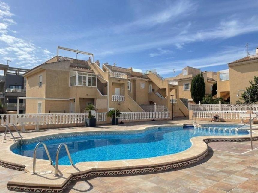 2 Bedroom 1 Bathroom Apartment in Torrevieja