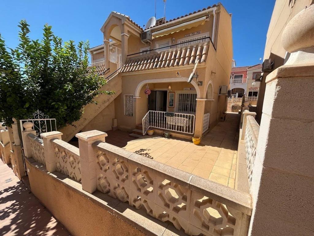 2 Bedroom 1 Bathroom Bungalow in Orihuela Costa