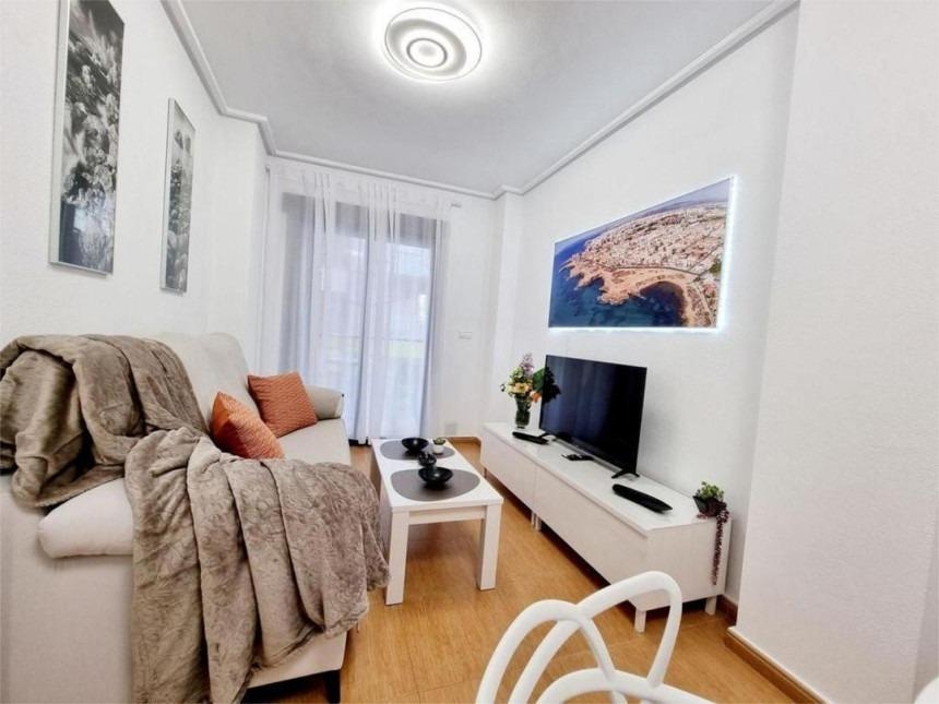 2 Bedroom 2 Bathroom Apartment in Torrevieja