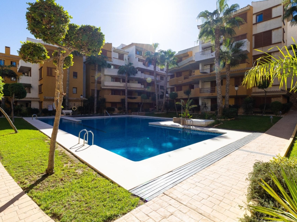 3 Bedroom 2 Bathroom Apartment in Orihuela Costa