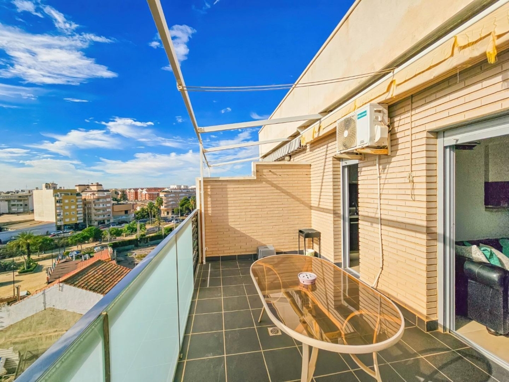 3 Bedroom 2 Bathroom Penthouse in Torrevieja