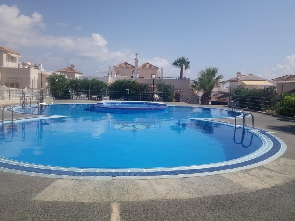 4 Bedroom 2 Bathroom Villa in Torrevieja