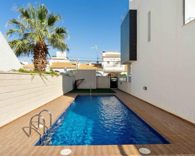 2 Bedroom 2 Bathroom Ground Floor in Orihuela Costa