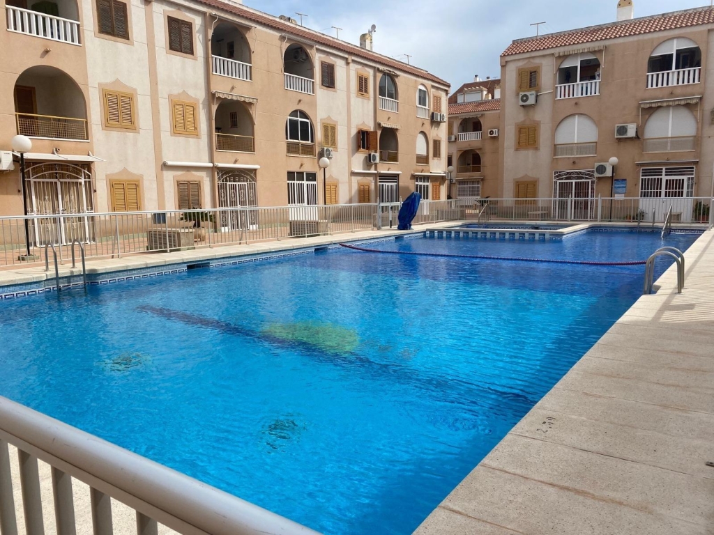 3 Bedroom 1 Bathroom Apartment in Torrevieja