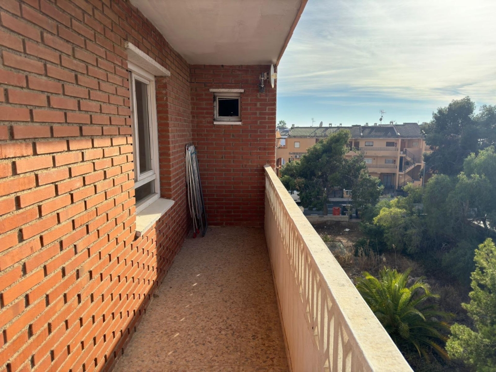 3 Bedroom 2 Bathroom Apartment in Torrevieja