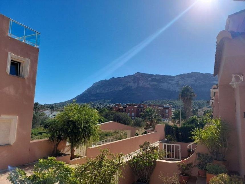 3 Bedroom 4 Bathroom Terraced house in Denia