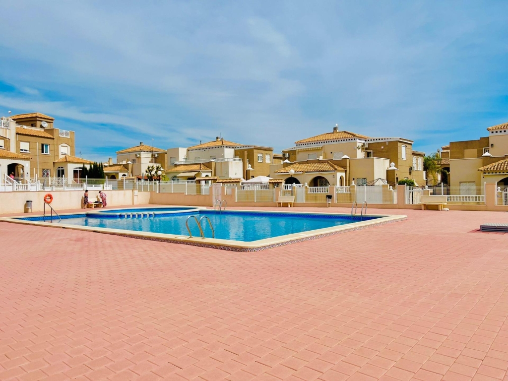 2 Bedroom 1 Bathroom Bungalow in Torrevieja