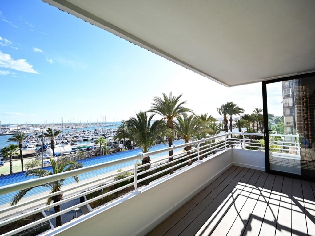 3 Bedroom 2 Bathroom Apartment in Torrevieja