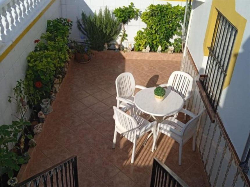 3 Bedroom 2 Bathroom Semi in Torrevieja