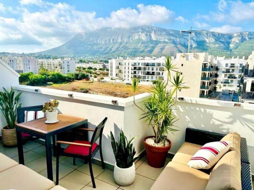 3 Bedroom 2 Bathroom Penthouse in Denia