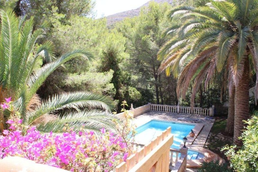 2 Bedroom 2 Bathroom Villa in Denia