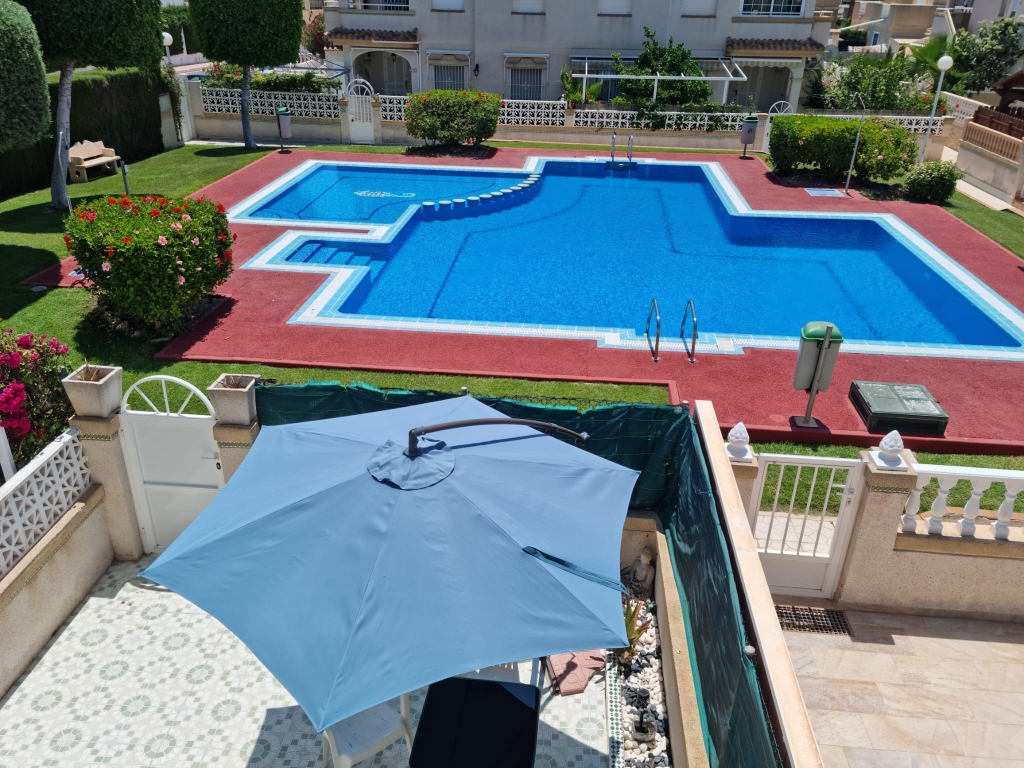 TWO BEDROOMS FOR SALE IN TORREVIEJA 