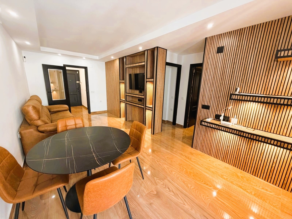 2 BEDROOMS APARTMENT 